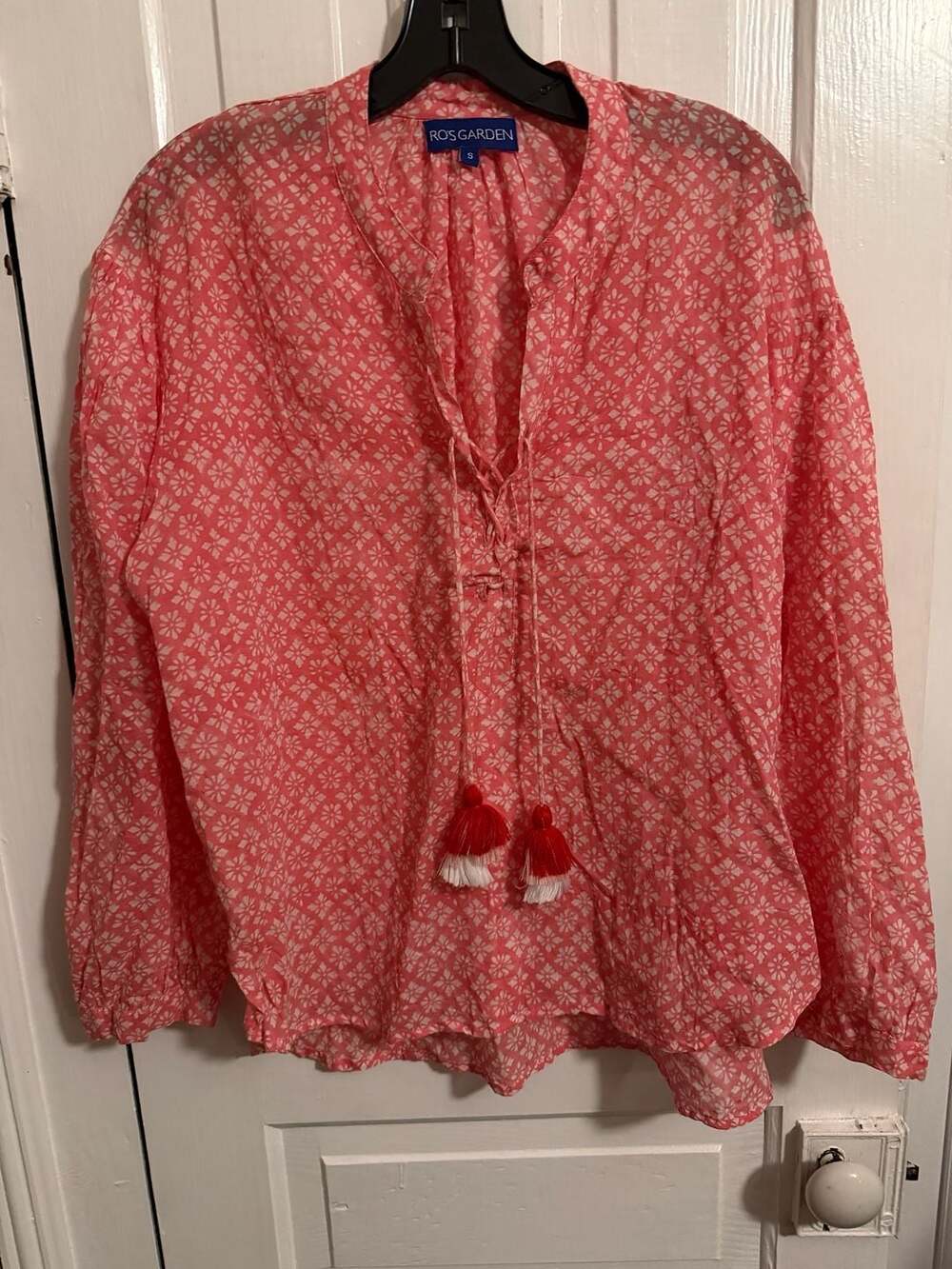 Ro’s Garden Pink and White Floral Print Cotton Blouse with Tassel Tie Small
